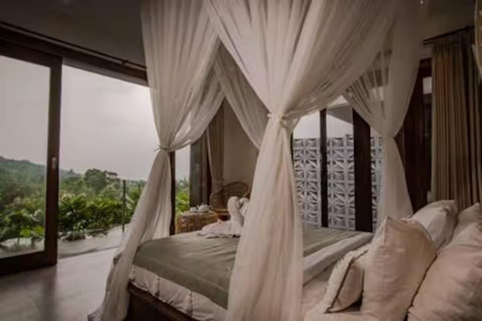 Abinawa Hill Bed and Breakfast in Bali