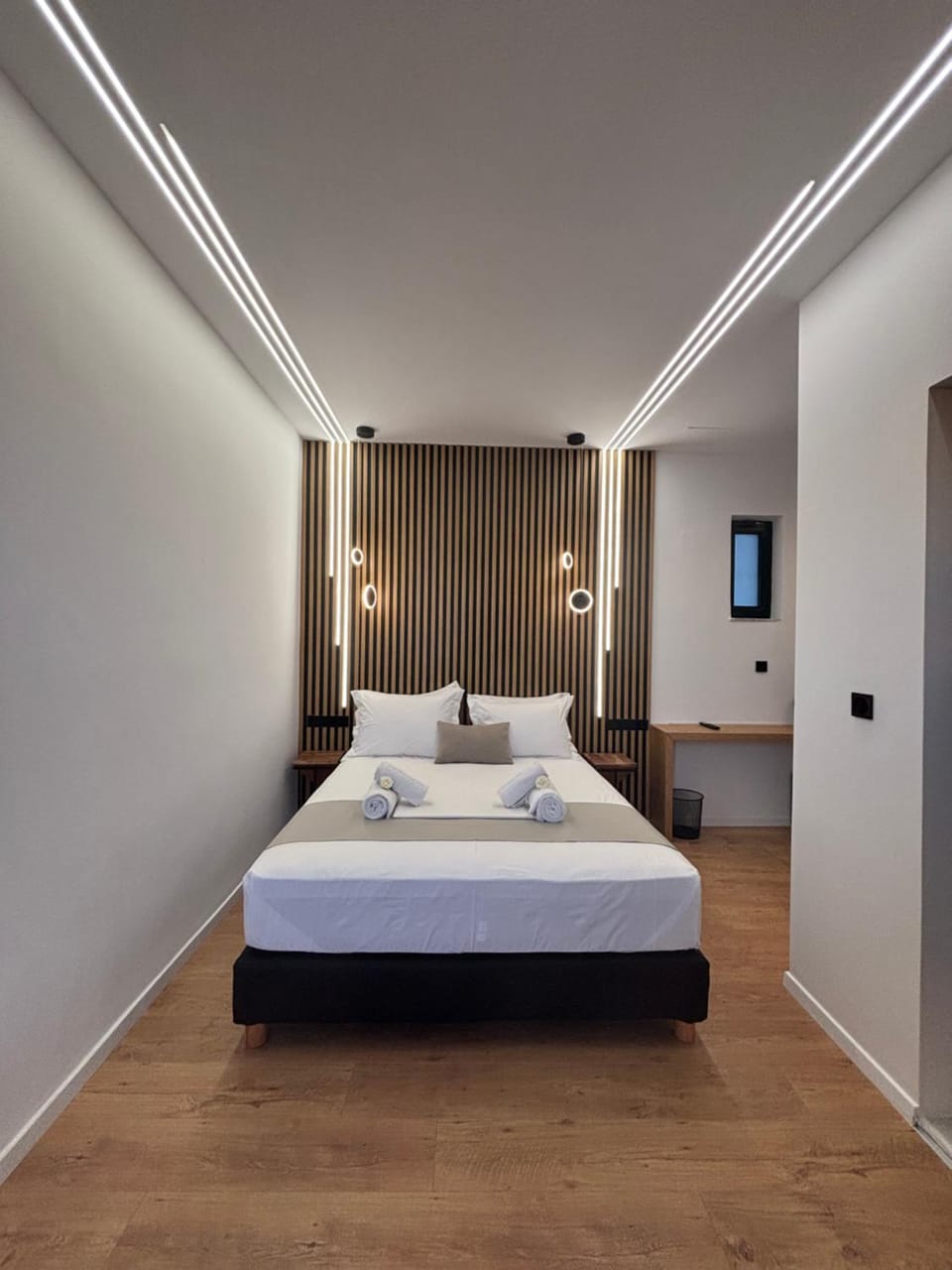 Ampoulos Rooms & Apartments Bed and Breakfast in İzmir Province
