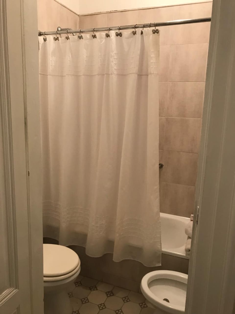 Spacious 2BR Historic Apartment Executive Ready Fast WiFi Apartment in Buenos Aires