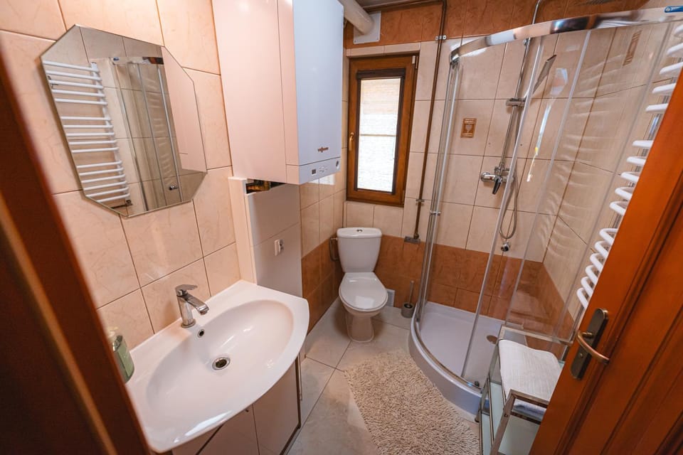 Shower, Bathroom, towels