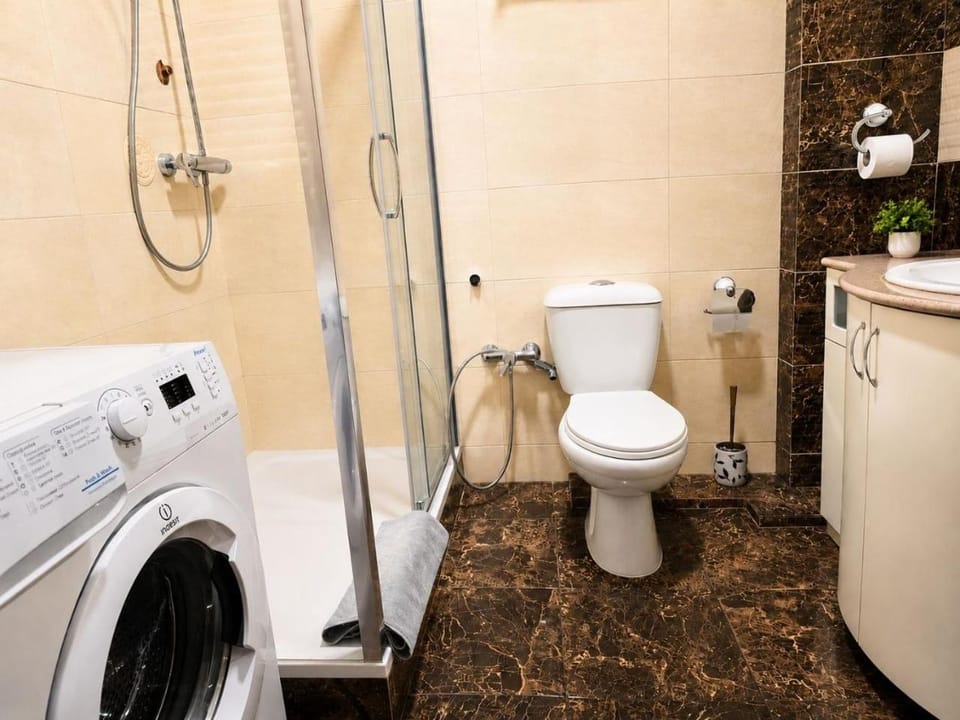 красивая квартира на берегу озера. Apartment in Chișinău