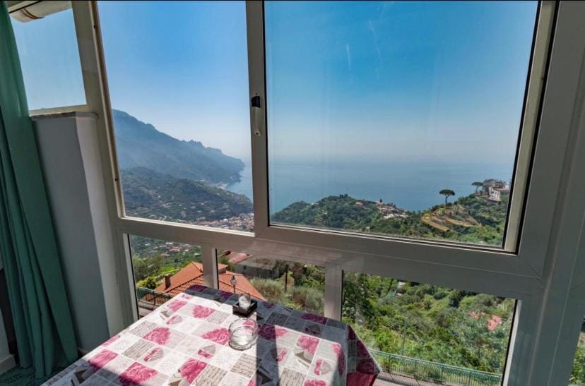 Ravello view Apartment in Ravello