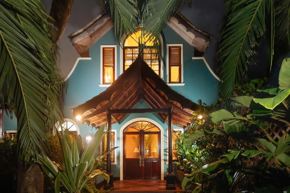 Night, Garden view