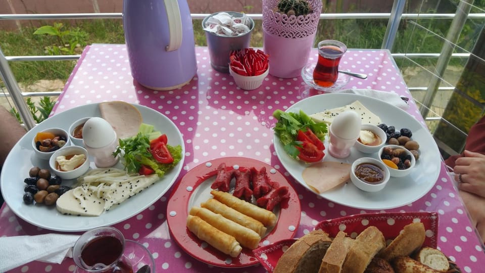 Food and drinks, Food, Breakfast