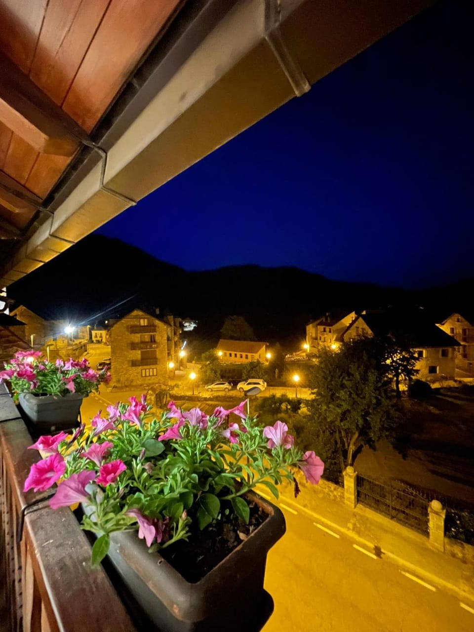 View (from property/room), City view, Mountain view