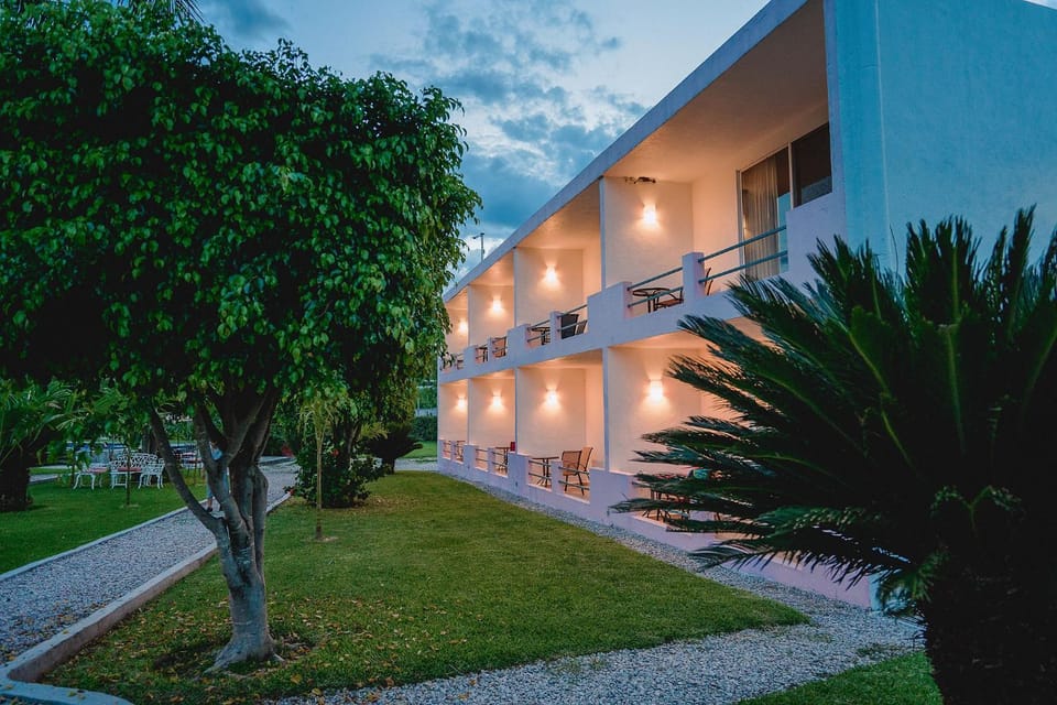 Property building, Garden, Balcony/Terrace, Other, Photo of the whole room, Bedroom, Garden view, Inner courtyard view
