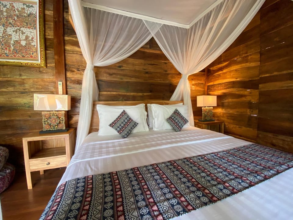 Villa Rumah Lumbung The Wooden House Bed and Breakfast in Abiansemal