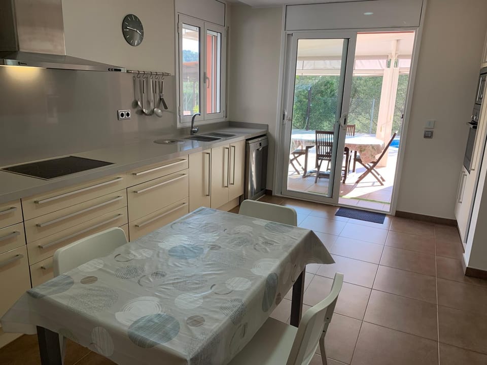 Villa olivella House in Garraf