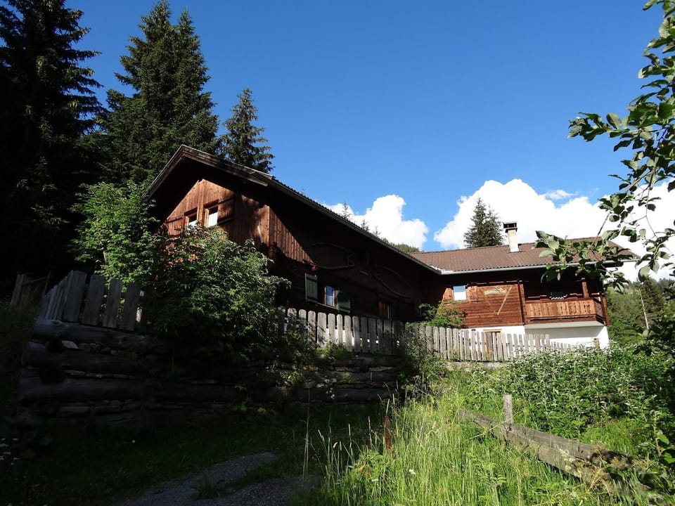 Property building, Spring