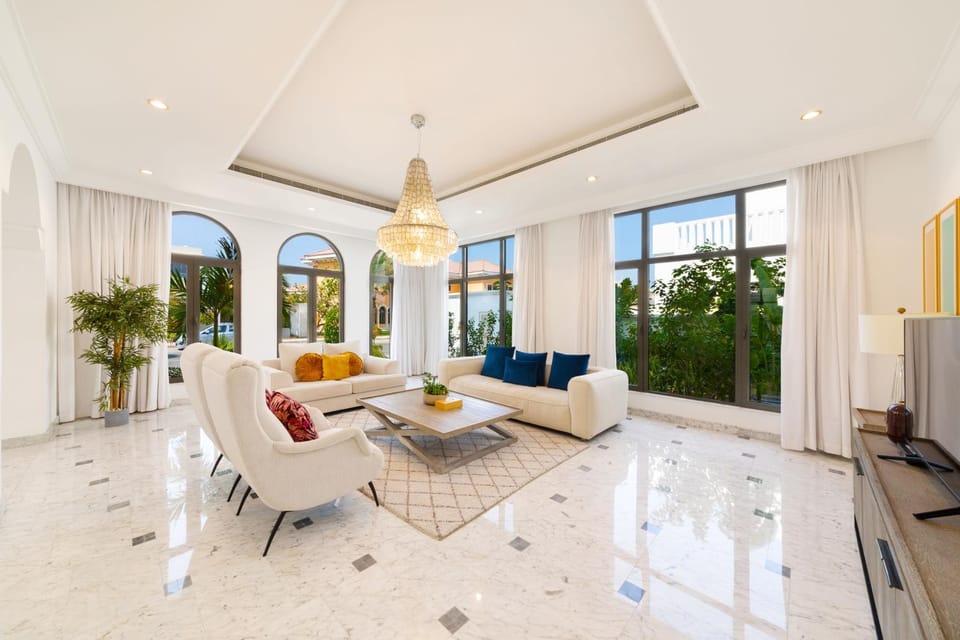 Living room, Decorative detail, Decorative detail, Seating area
