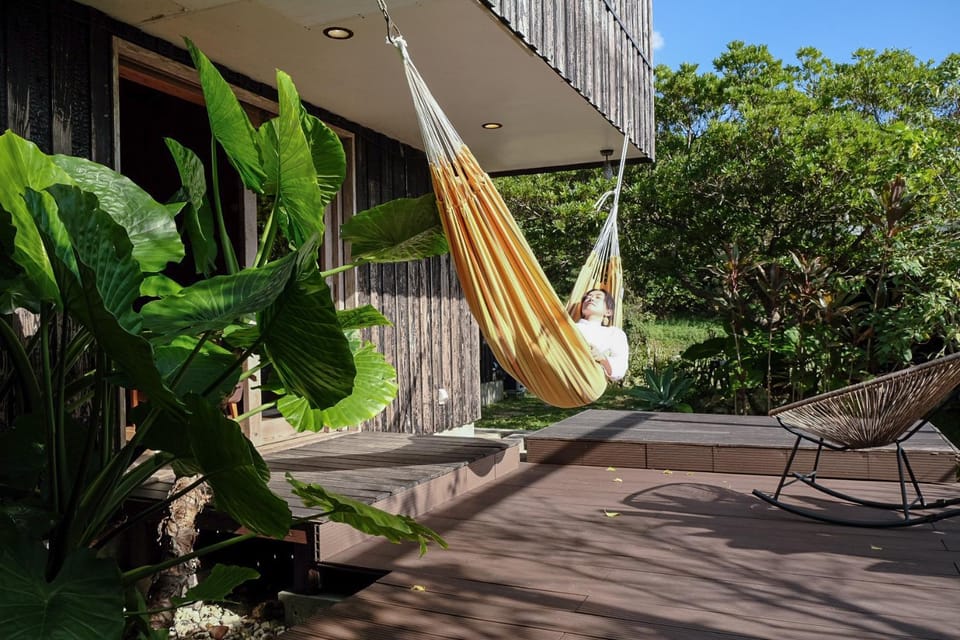 Facade/entrance, BBQ facilities, Balcony/Terrace, Garden view