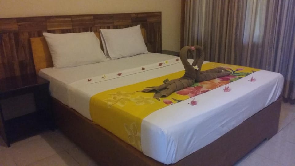 Intan Inn Hostel Bed and Breakfast in Pemenang