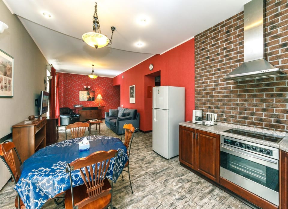 Living room, kitchen