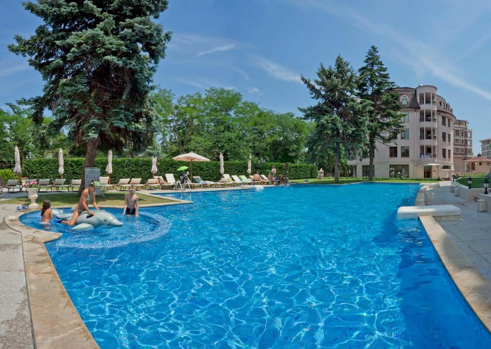 Purple Star Apartments Apartment hotel in Varna