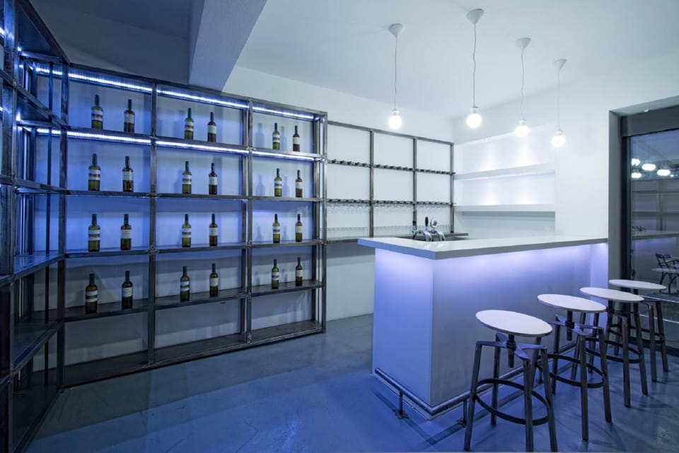 Lounge or bar