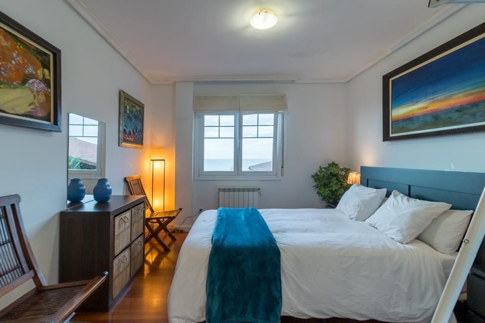 Living room, Bedroom