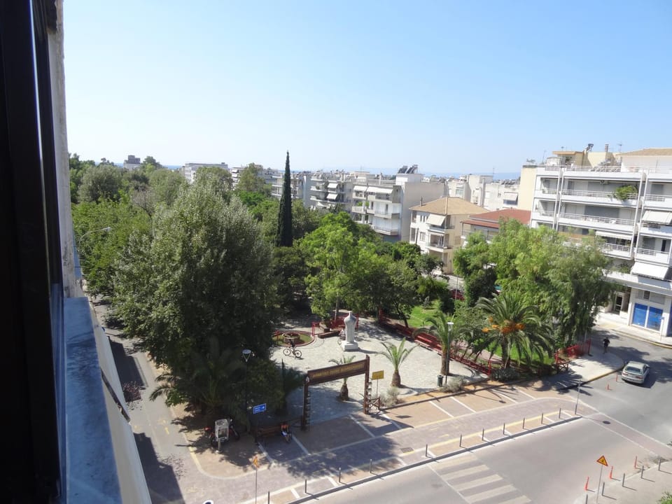 Neighbourhood, Street view, Location