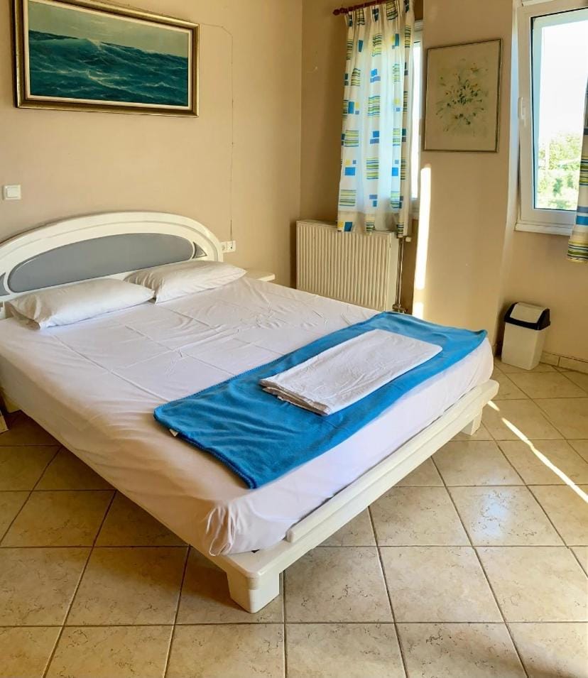 SAINT GEORGE Hostel in Crete