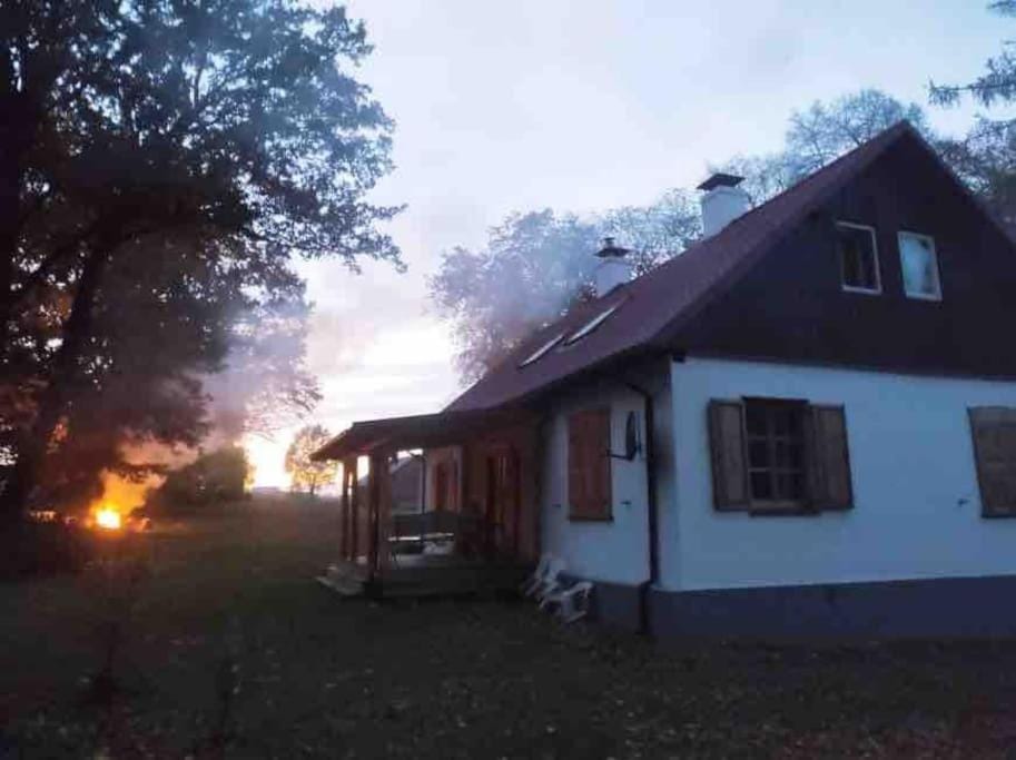 Świętokrzyskie Dworek Radkowice Kasztanowa Aleja Agroturystyka House in Poland