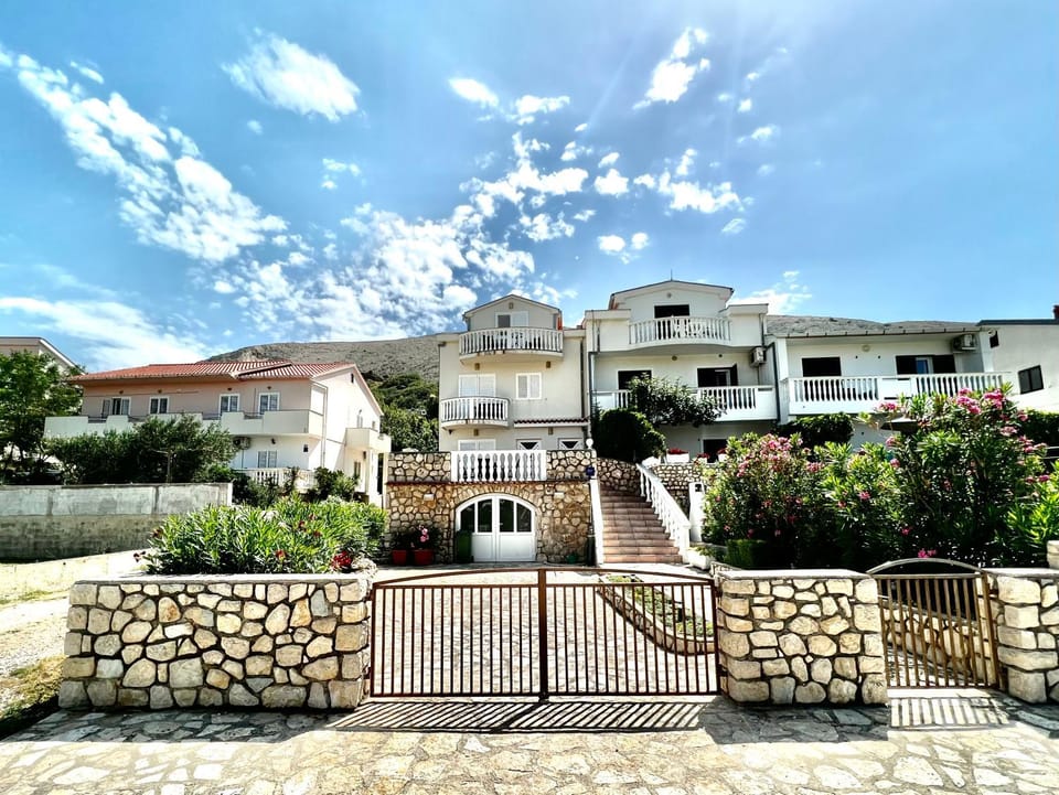 Apartments Lokunja Apartment in Zadar County