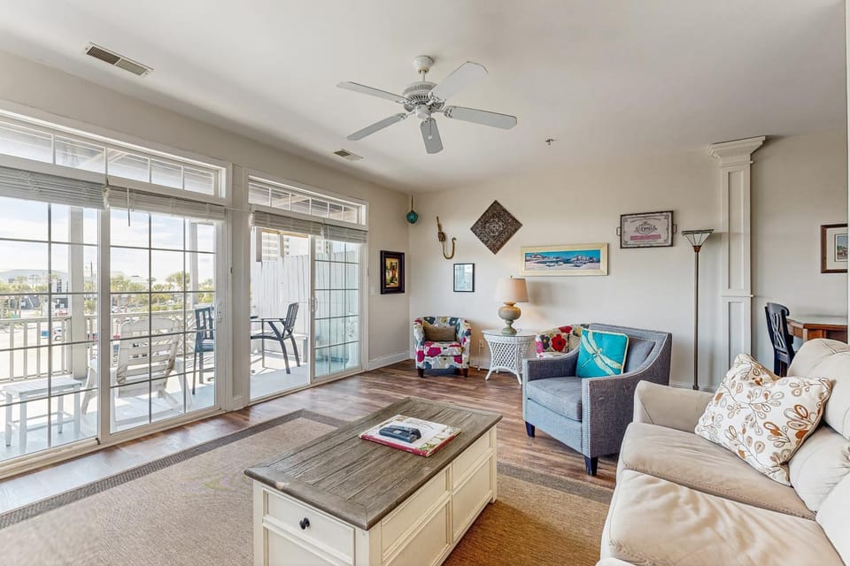 Beachwalk Villas 23 House in Folly Beach