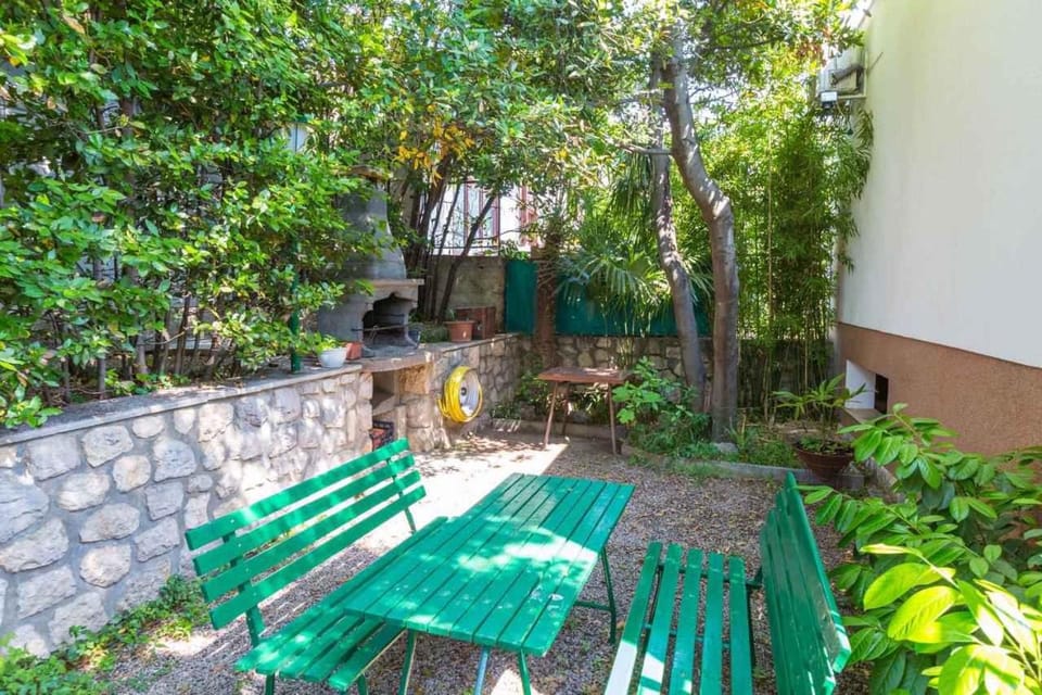 Summer, BBQ facilities, Garden