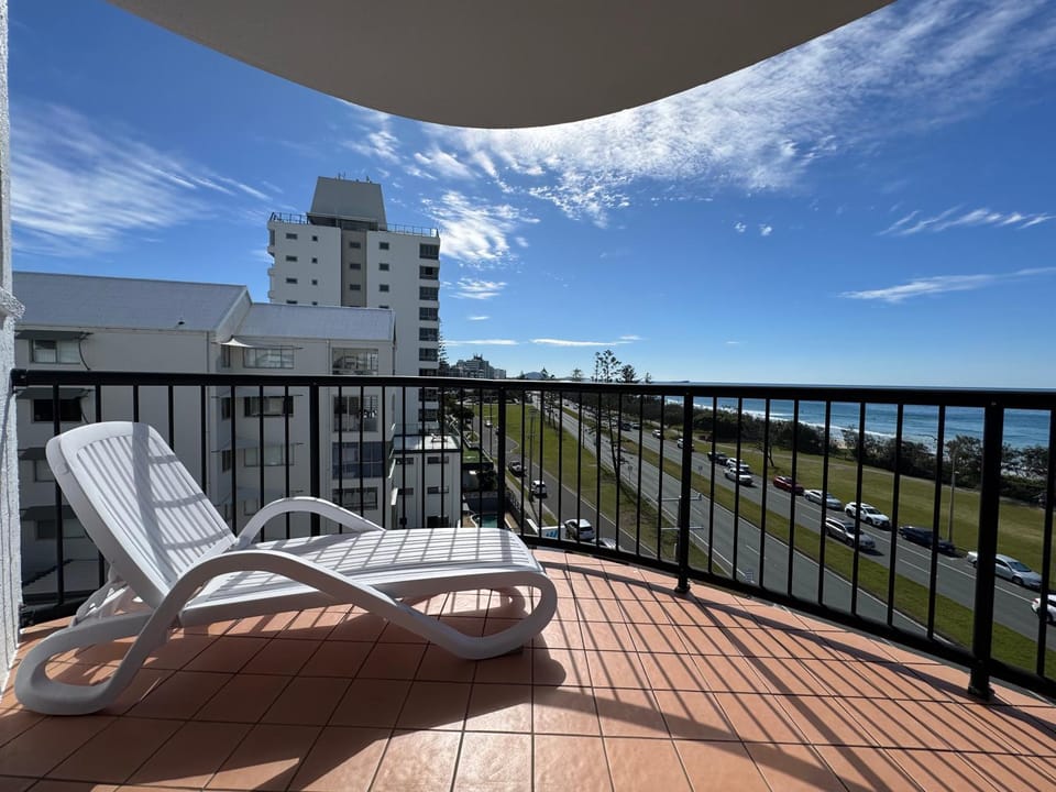 View (from property/room), Balcony/Terrace, Sea view, sunbed