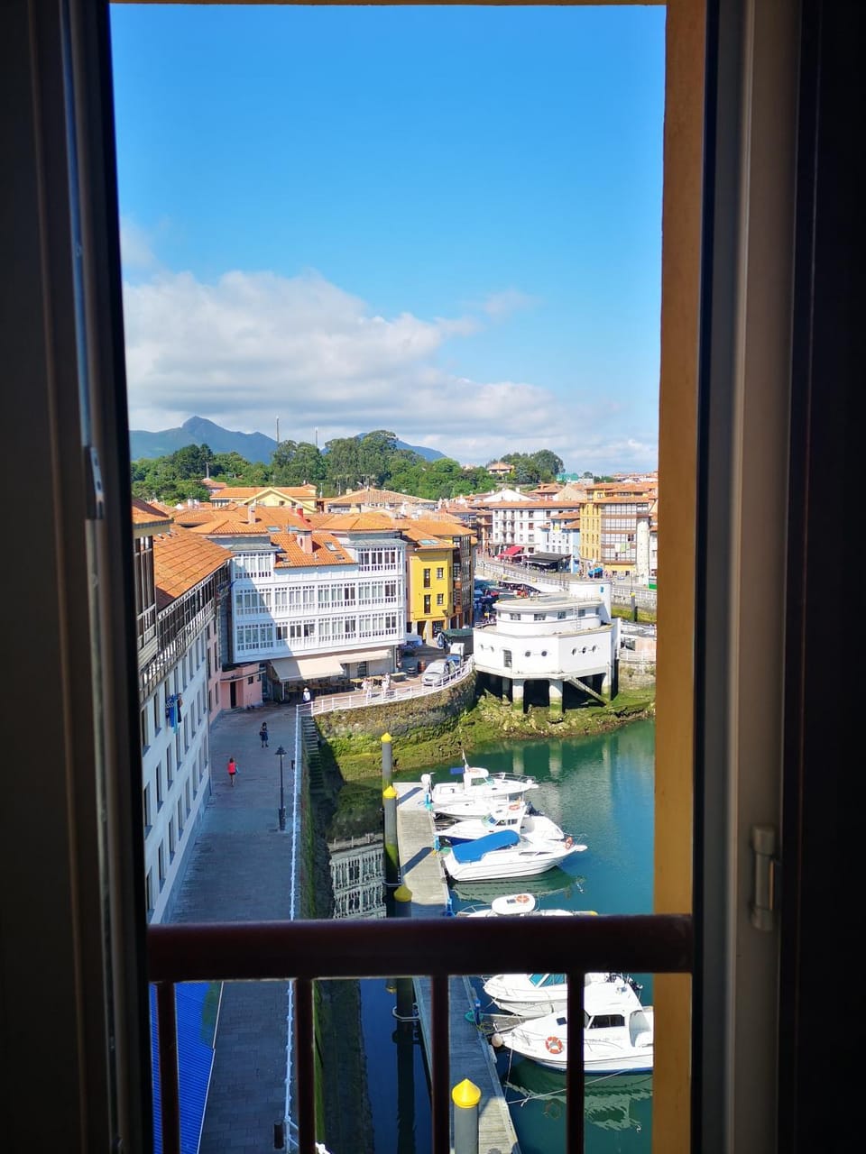 City view, River view