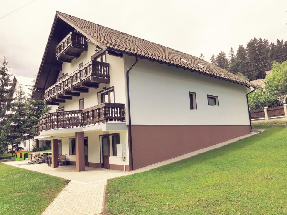 Vila Molidul Zarnesti Villa in Brașov County