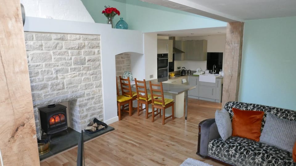 BBQ facilities, Kitchen or kitchenette, Living room