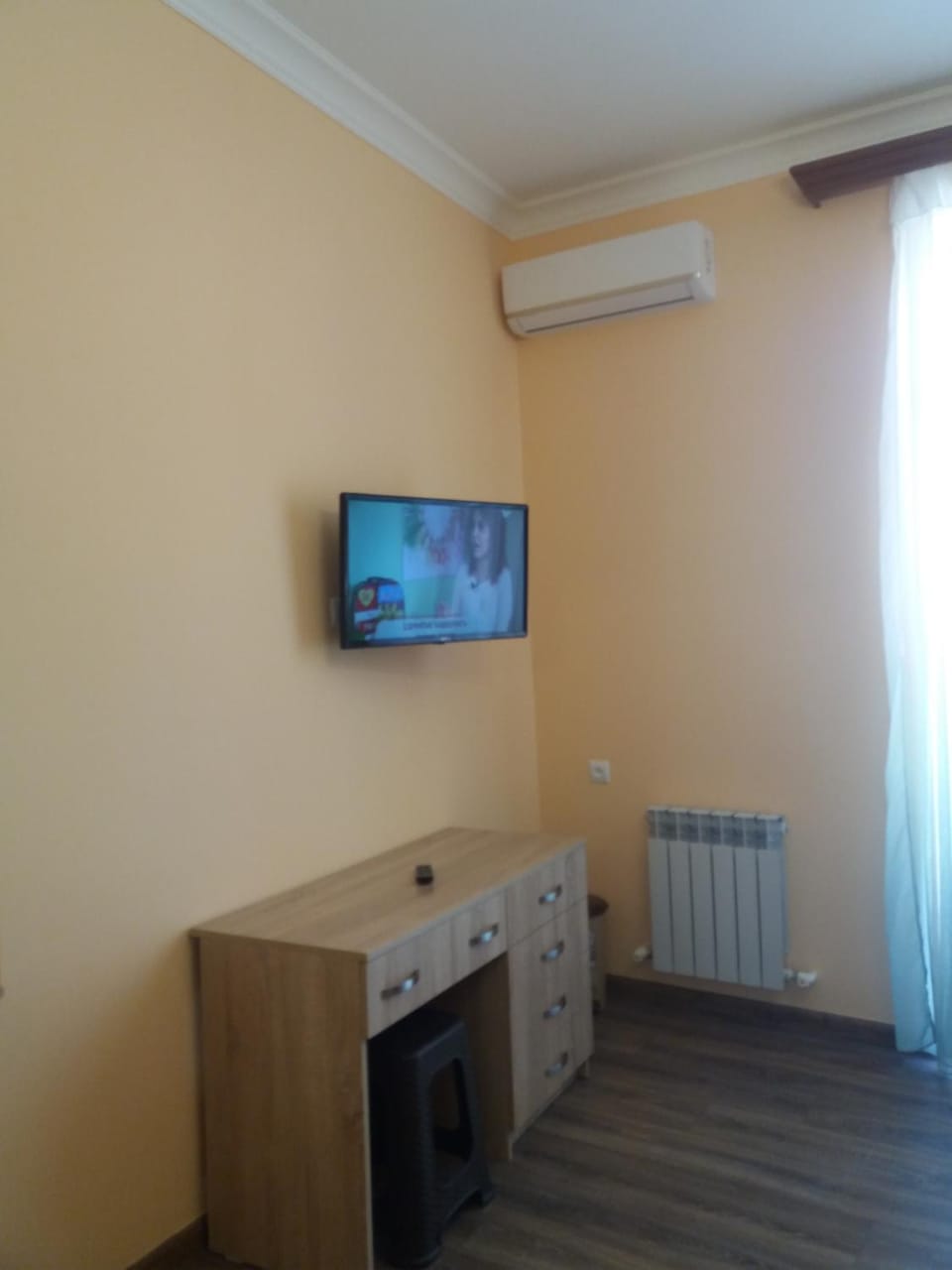 Communal lounge/ TV room, TV and multimedia, internet, air conditioner