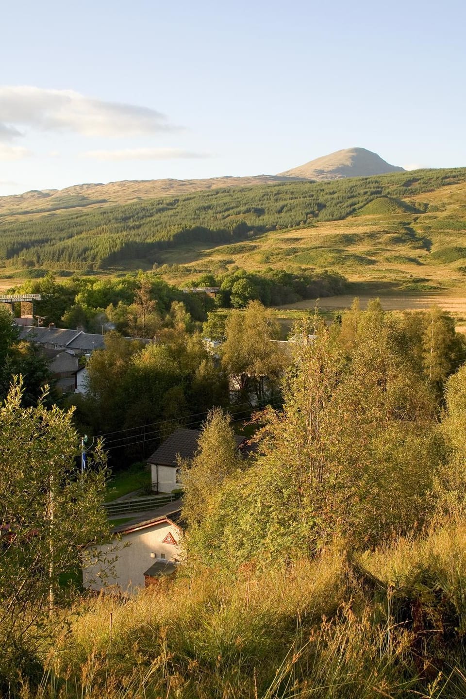 Nearby landmark, Day, Natural landscape, Mountain view