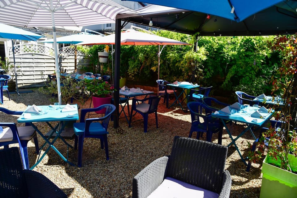 Patio, Restaurant/places to eat, Garden