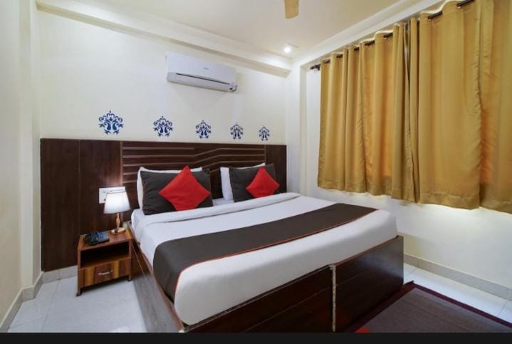 Elite hotels Hotel in Delhi