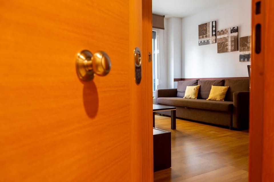 Communal lounge/ TV room, Living room, Lobby or reception, Dining area
