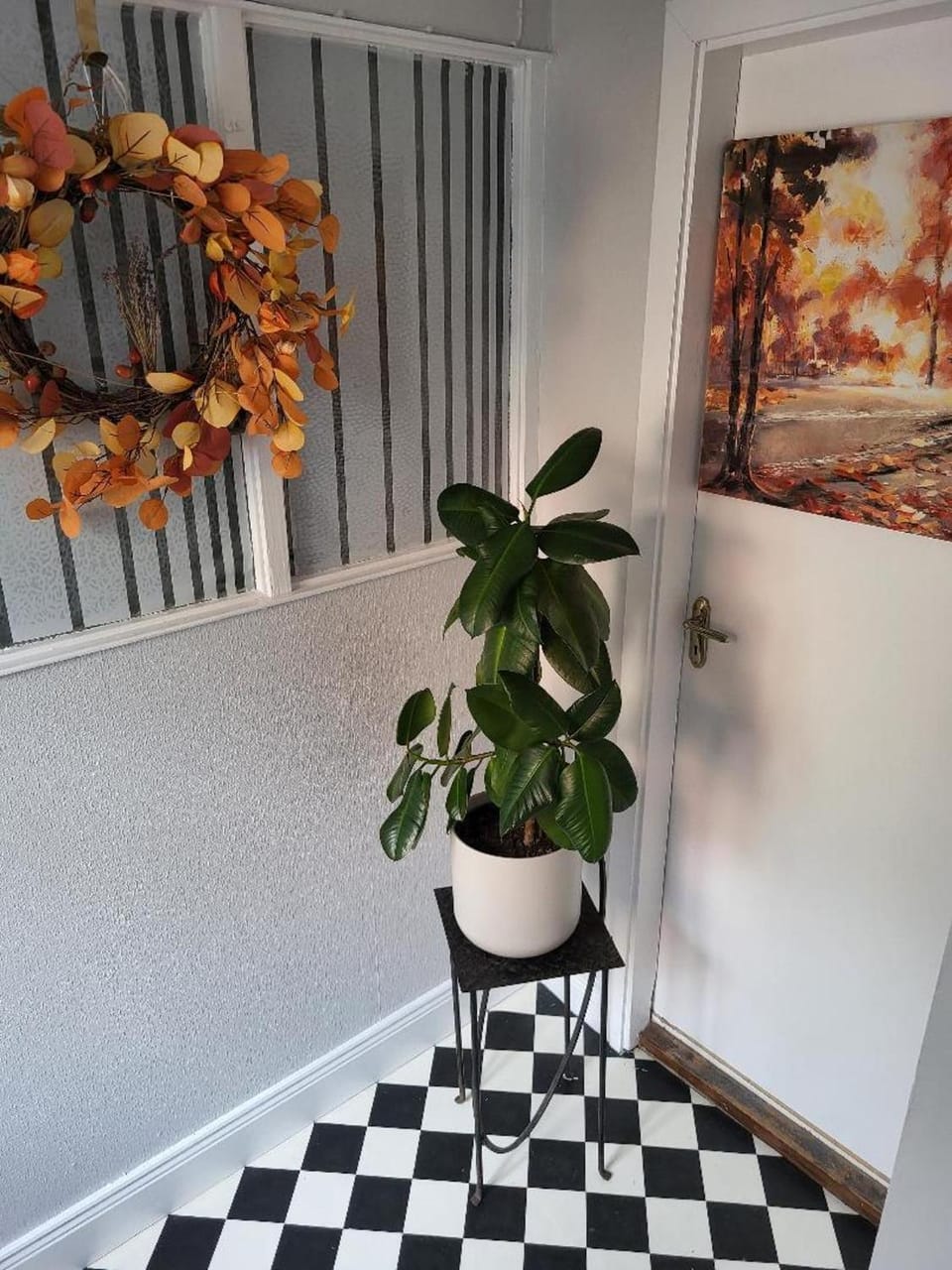 Charming 2 Bed Apartment Donegal Town Centre House in Donegal City