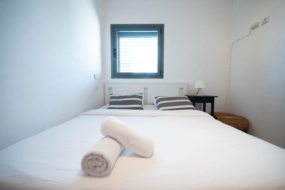 City Center 1 Bedroom Apartment & Parking By Vacay Apartment in Tel Aviv-Yafo