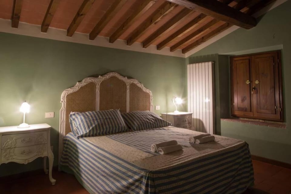 Agriturismo Casariccio - Casa Viola Apartment in Tuscany