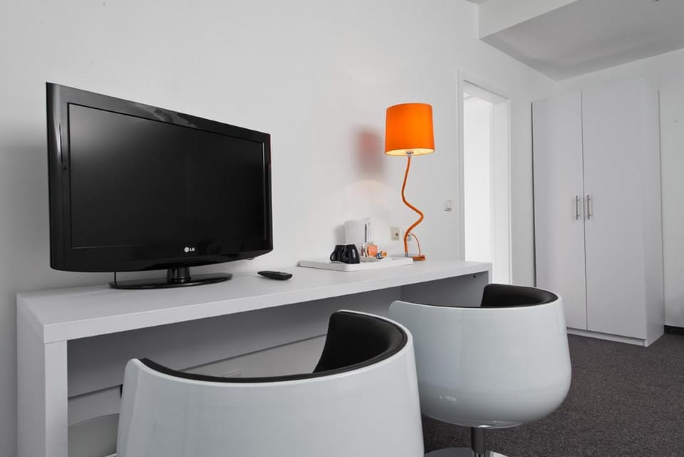 TV and multimedia