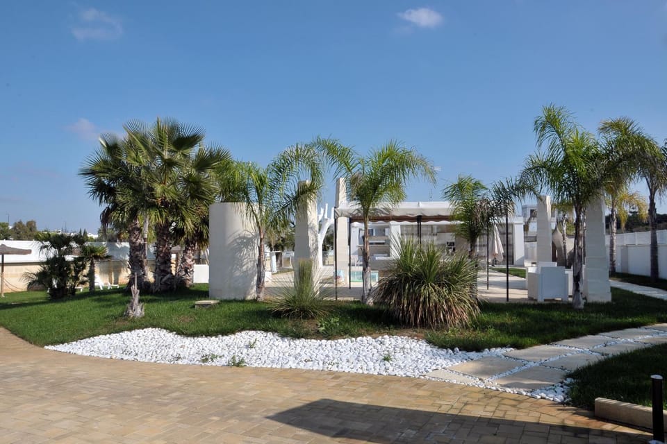 Property building, Garden