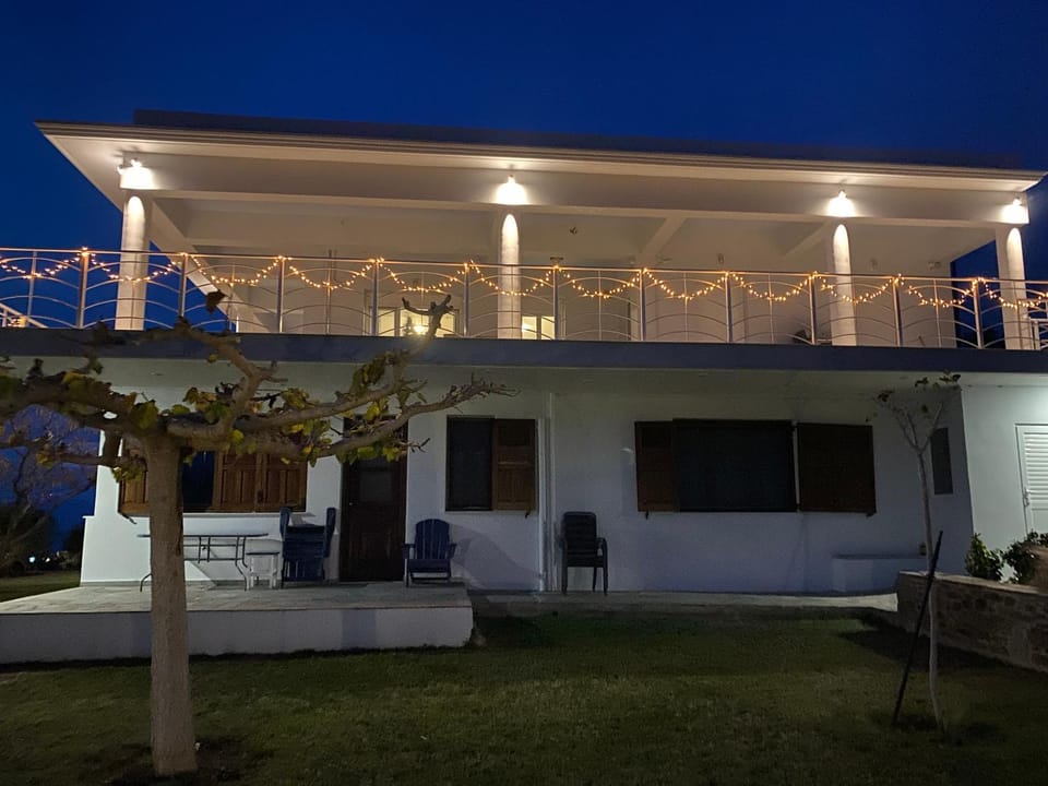 Night, Balcony/Terrace