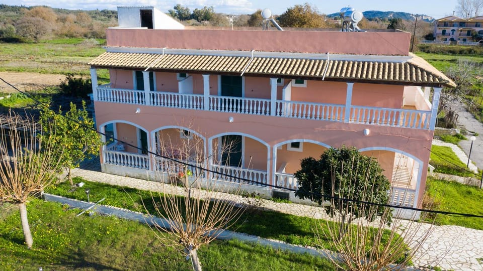 Balcony/Terrace, Garden view