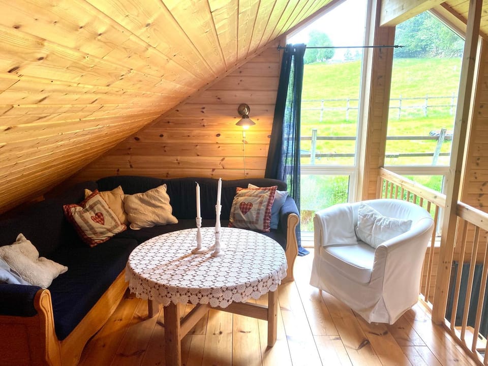 Skjerping gårdshus, Farm Stay in Bergen