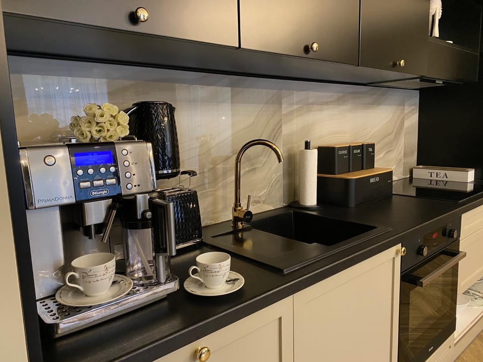 Coffee/tea facilities, Kitchen or kitchenette