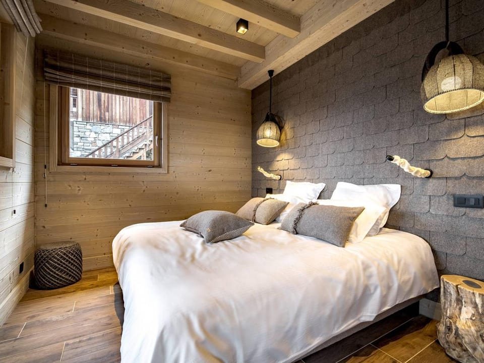 Chalet de luxe 5* avec Spa, PMR, au pied des pistes - FR-1-398-621 Chalet in Montvalezan