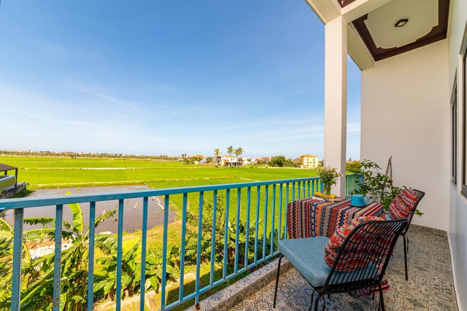 Patio, Spring, Day, Garden, View (from property/room), Balcony/Terrace, Garden view