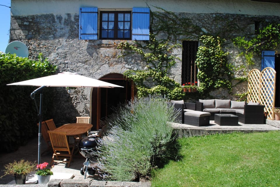 Meric Gites House in Occitanie