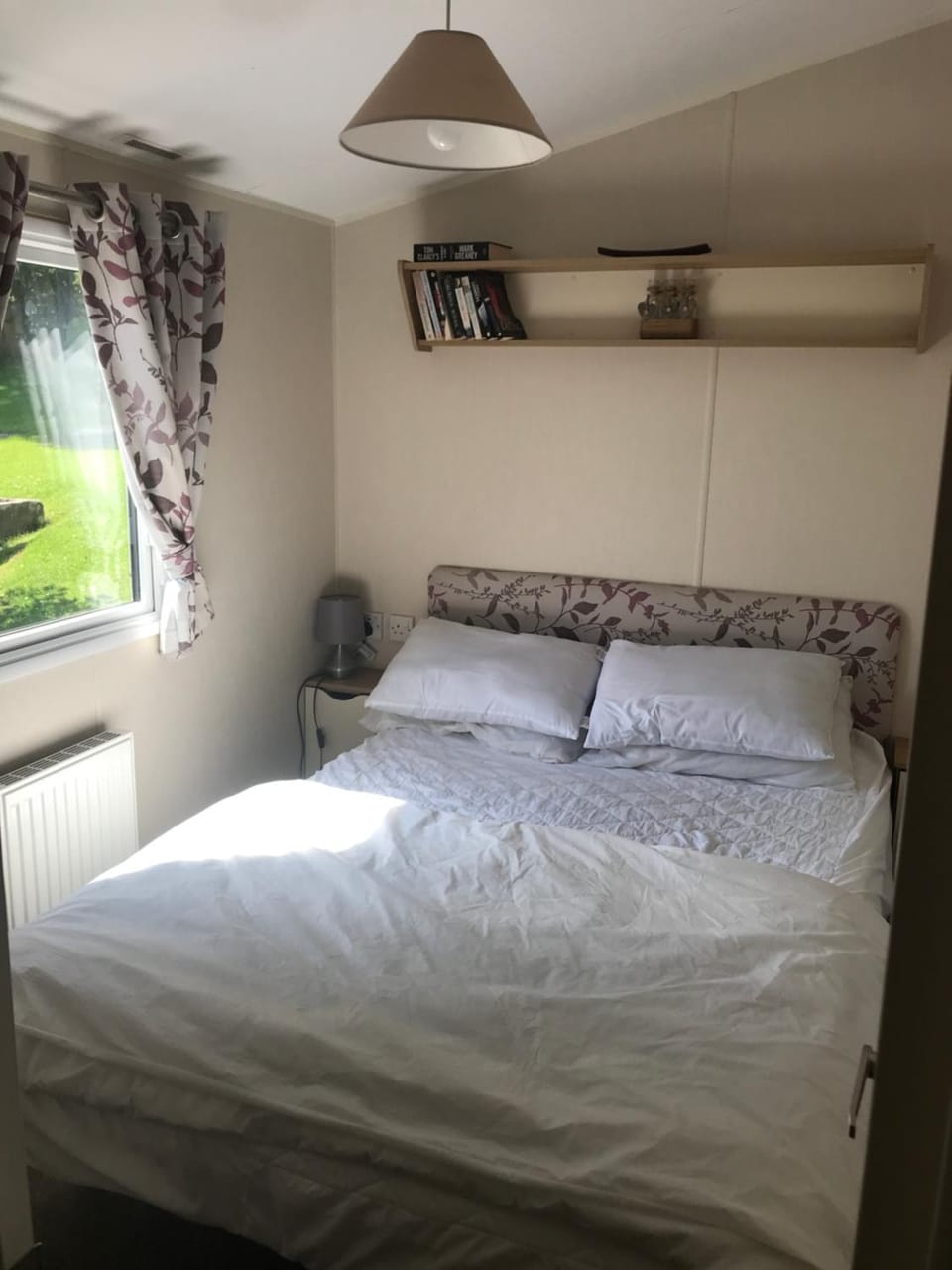 Deluxe 3 bedroomed caravan on Marton Mere with CH DG and decking House in Blackpool