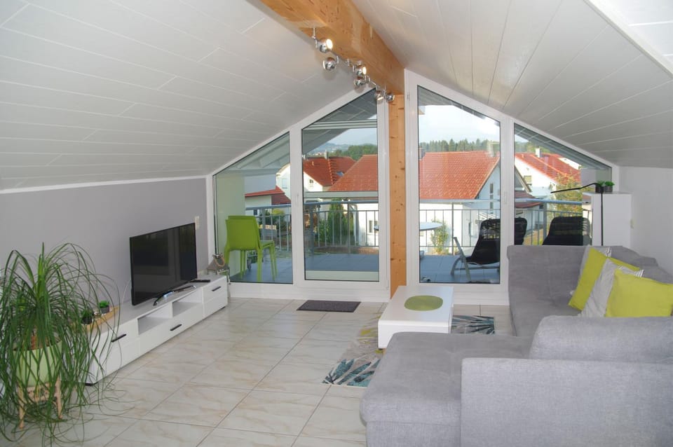 Schöne Ferienwohnung im Allgäu Lauben bei Kempten Urlaub Unterkunft FeWo Bergblick 70qm Apartment in Kempten