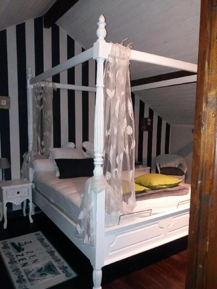 Chez les Dom’s Bed and Breakfast in Pays de la Loire